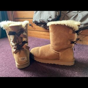 Bailey bow uggs